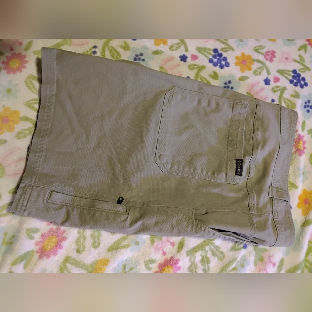 Columbia gray stretch carpenter cotton spandex shorts Men’s Size 38W 8L - Picture 2 of 7